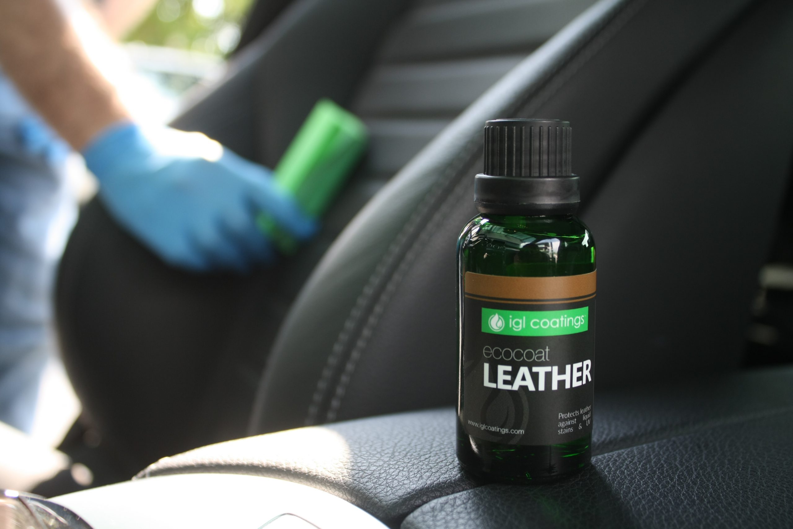 applying ecocoat leather