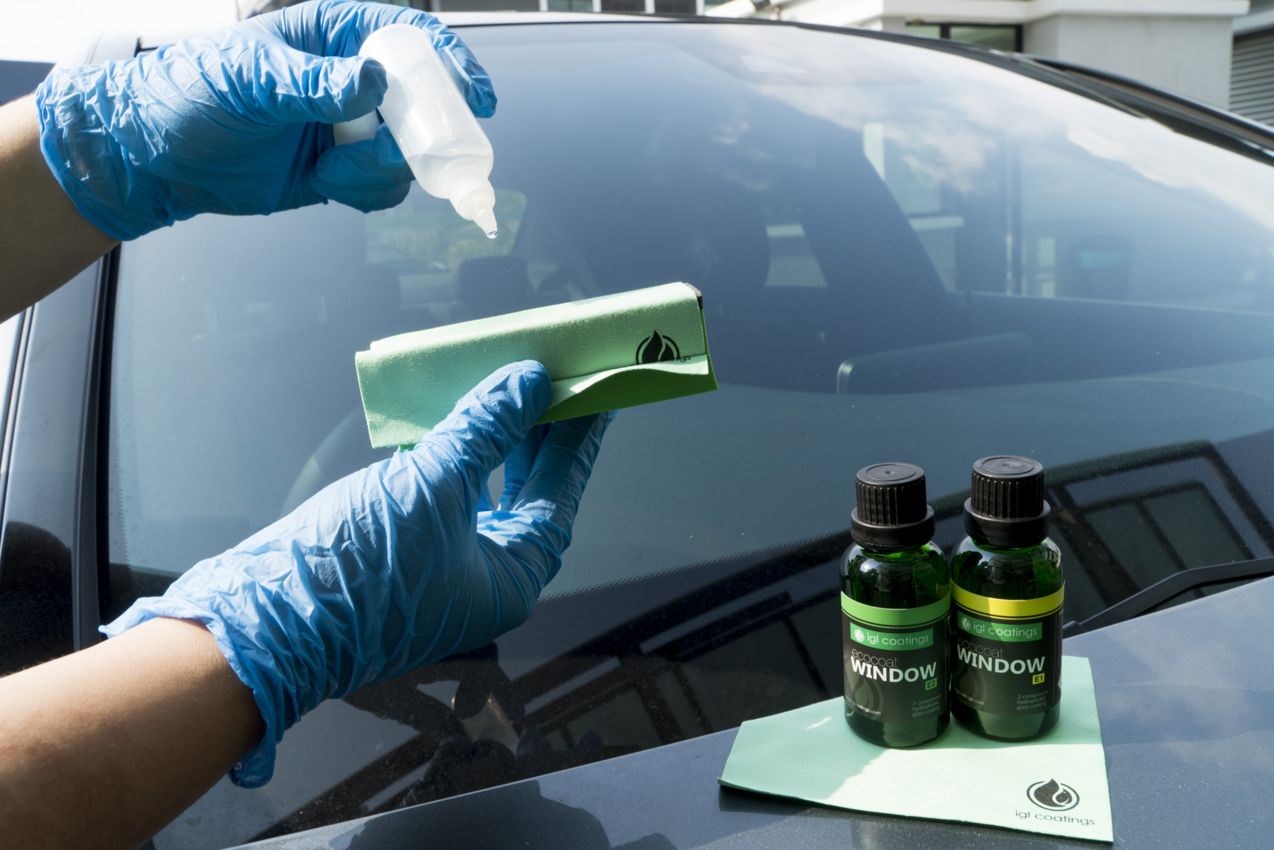 Ecocoat window being applied to a sponge